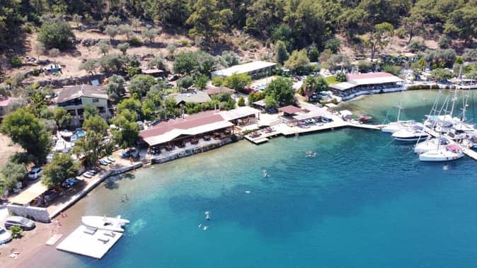 Ella Yacht Club